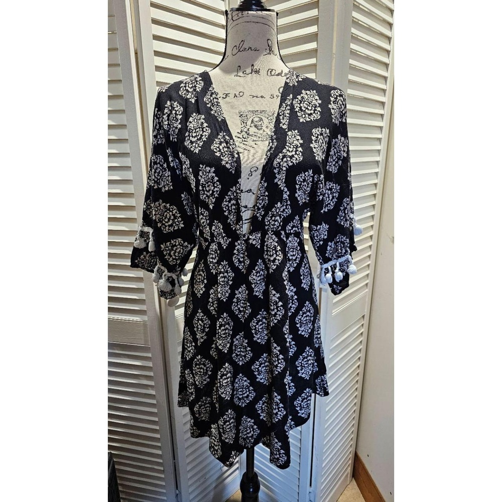 ALWAYS FOR ME Black White Damask Pom-Pom Boho Swimsuit Cover Up Womens Size 1X - Picture 2 of 5